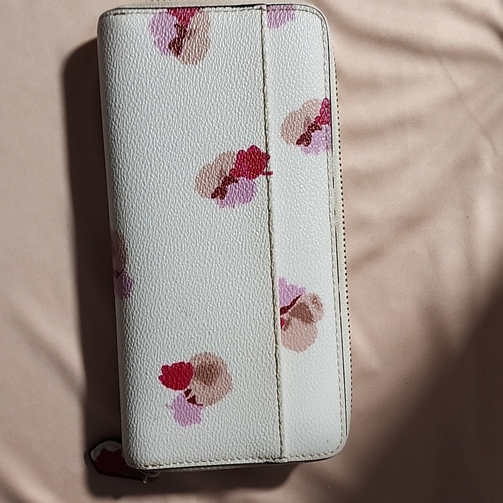 Coach Zip-Around Accordion Wallet in Cherry Blossom Print — NWT